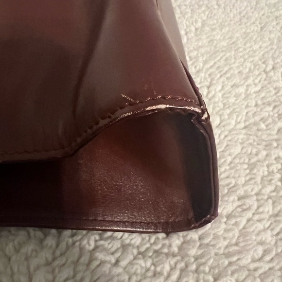 Les Must de Cartier Handbag - Picture 14 of 17